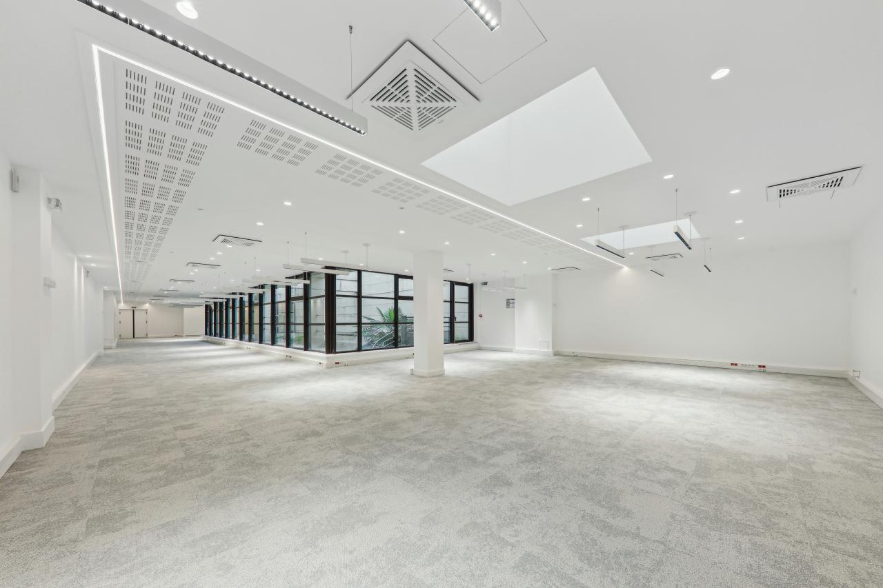 Bureau Paris 635m² Location bureau Paris OLBUR2422910 2